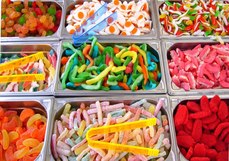 magasin-ST JEAN CAP FERRAT-min_pick_and_mix_children's_sweets_candy_colorful_treat_confectionery-1020869